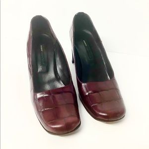 DKNY Essentials Leather Pumps